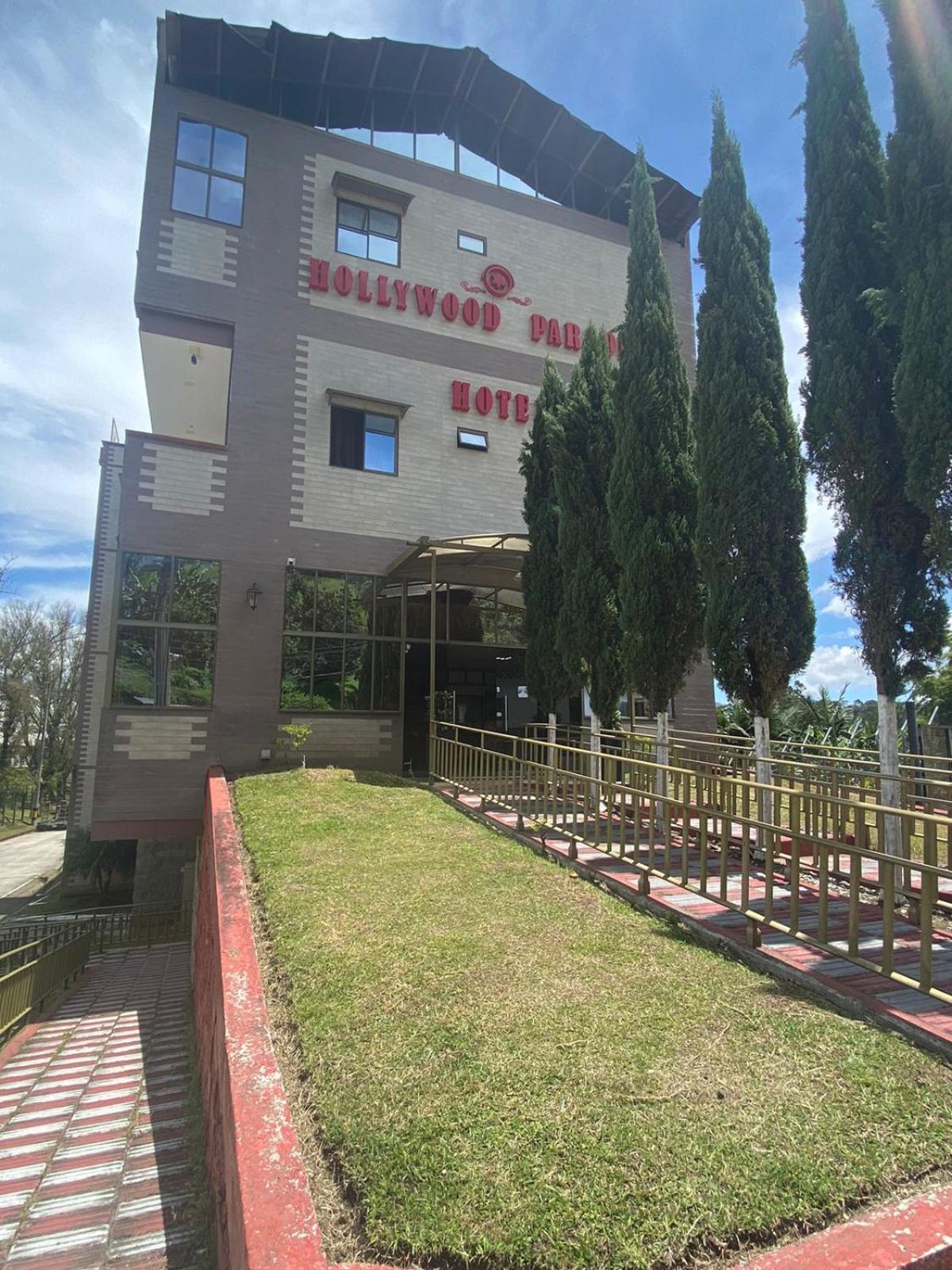 Hollywood Paradise Hotel Rionegro Bagian luar foto