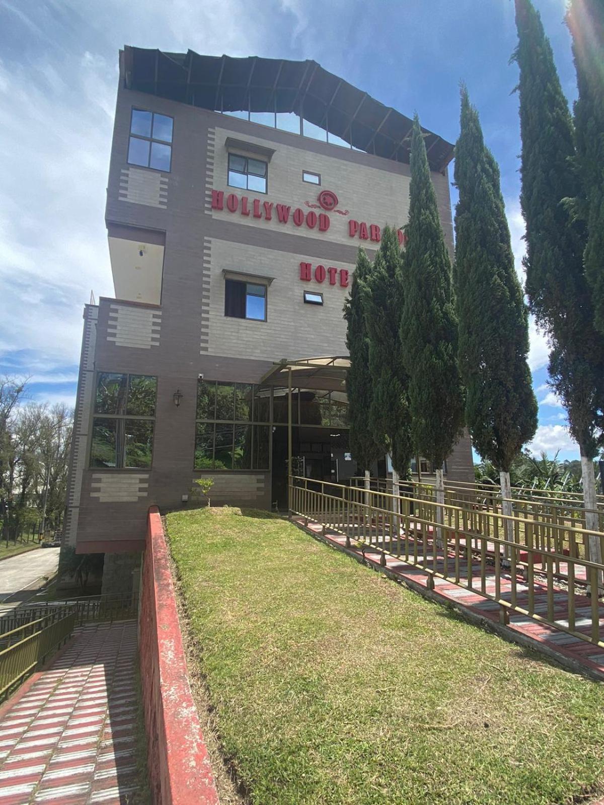 Hollywood Paradise Hotel Rionegro Bagian luar foto